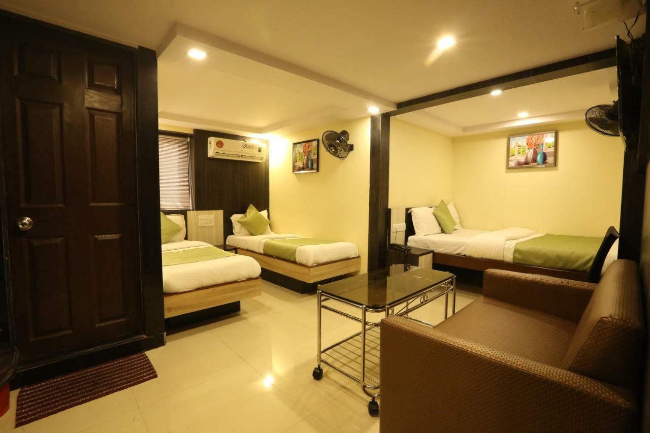 Hotel Happyland Мумбаи Экстерьер фото
